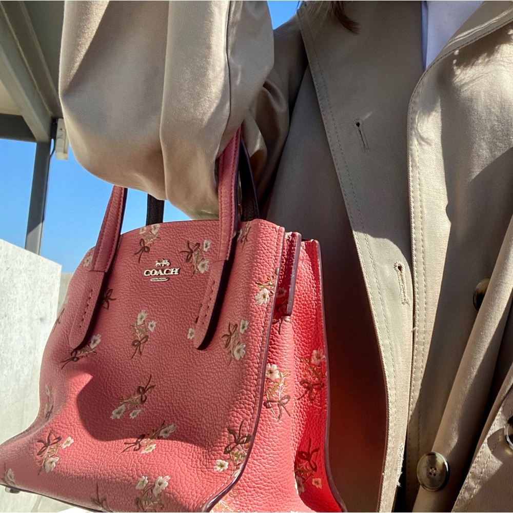 Coach charlie carryall floral bow tote